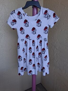 Stewart Simmons White Short-Sleeve Dress Top with Red Bulldog Print